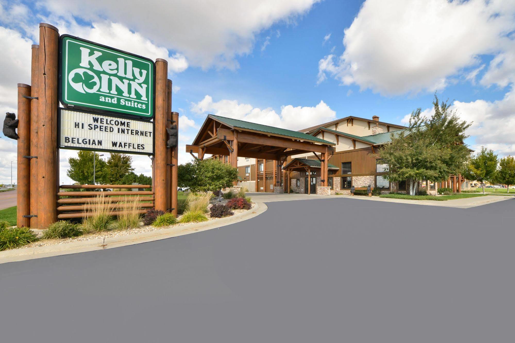 Kelly Inn And Suites 미첼 외부 사진